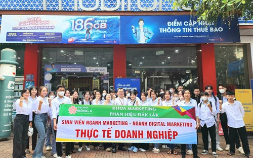 Sinh viên Marketing và Digital Marketing – ĐH Đông Á trải nghiệm thực tế tại Mobifone